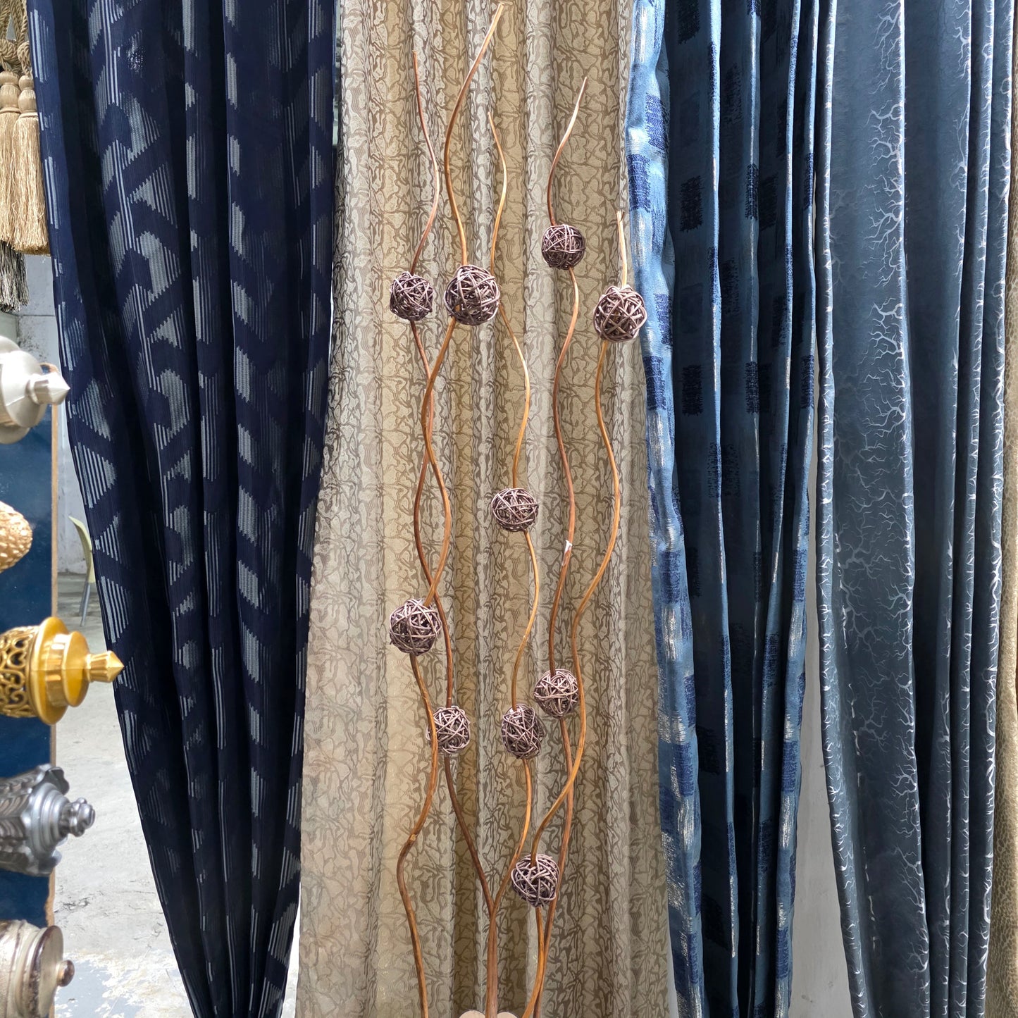 5 in 1 Ball Wooden Curly Sticks