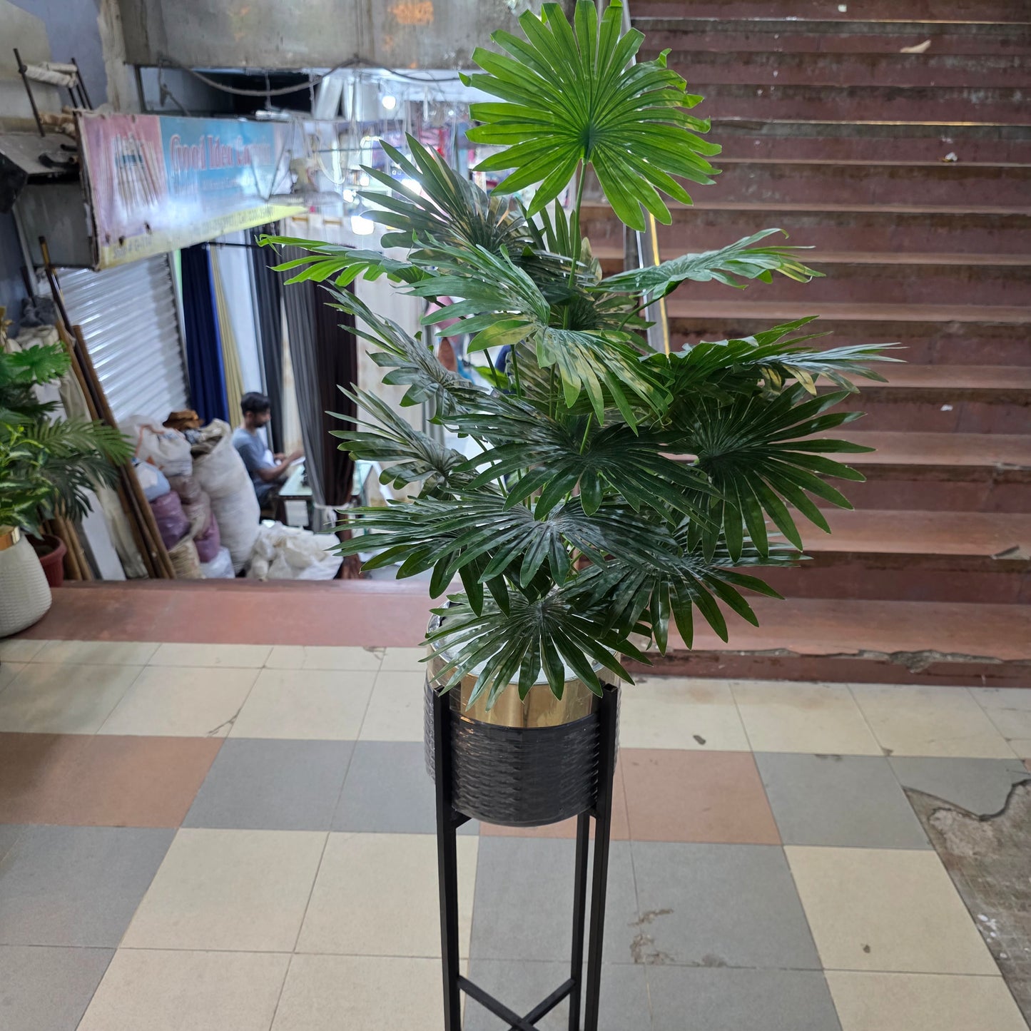 18-Leaves with stand 5ft