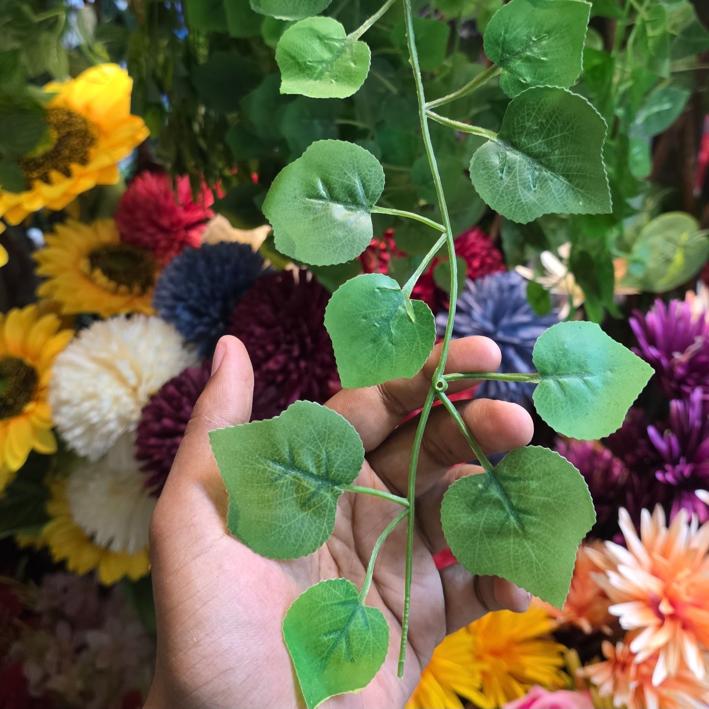 Leaf vine rubber 7ft (pack of 12)