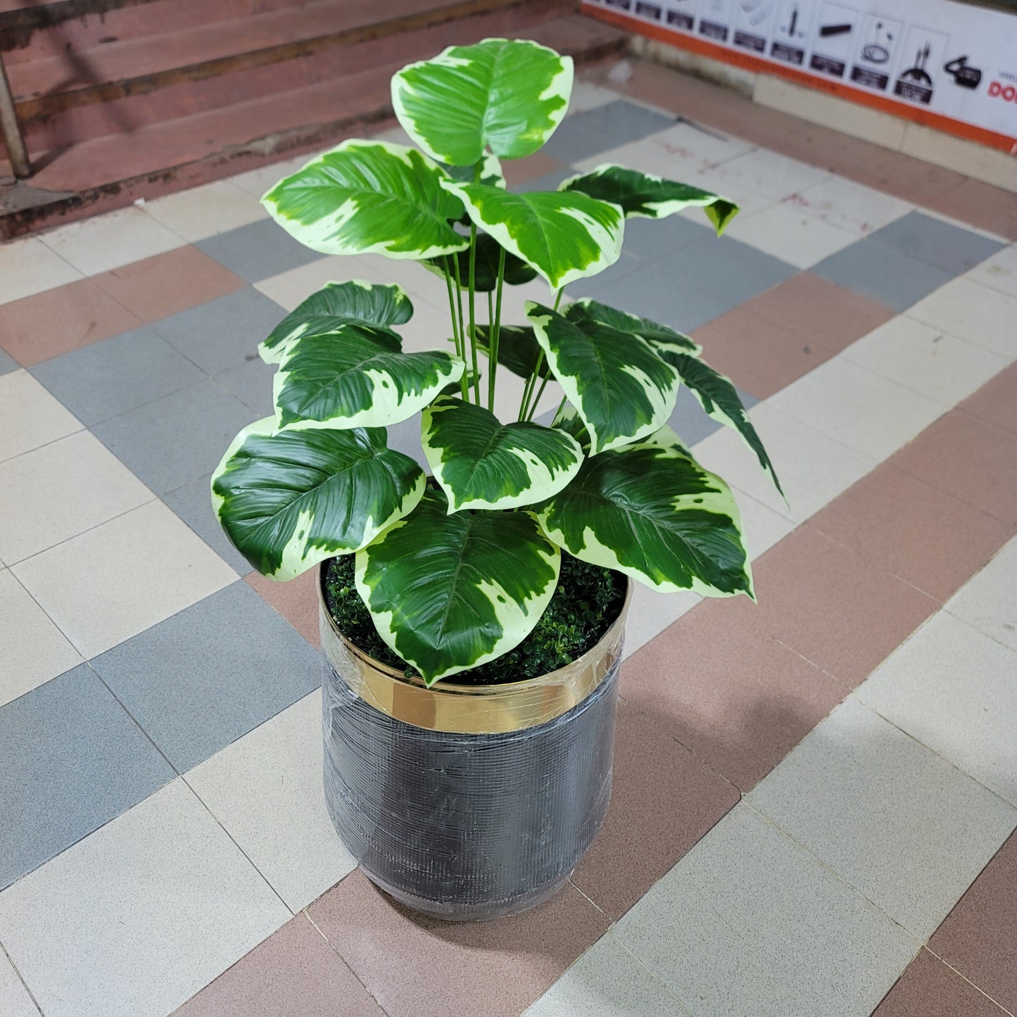 18-Leaves with stand 5ft