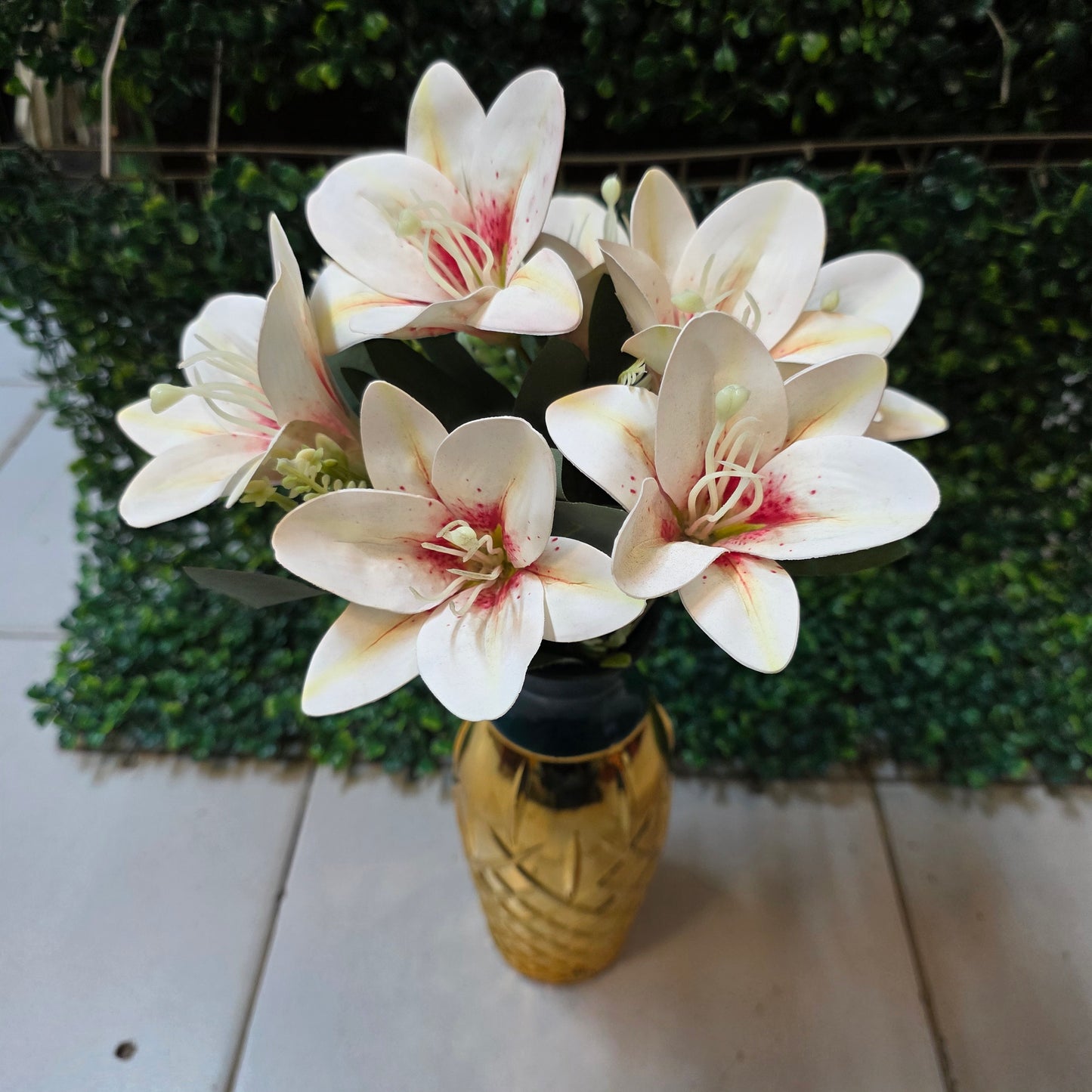 Rubber Lily Bunch