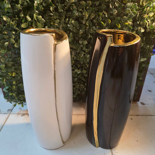Cylinder ceremic vase