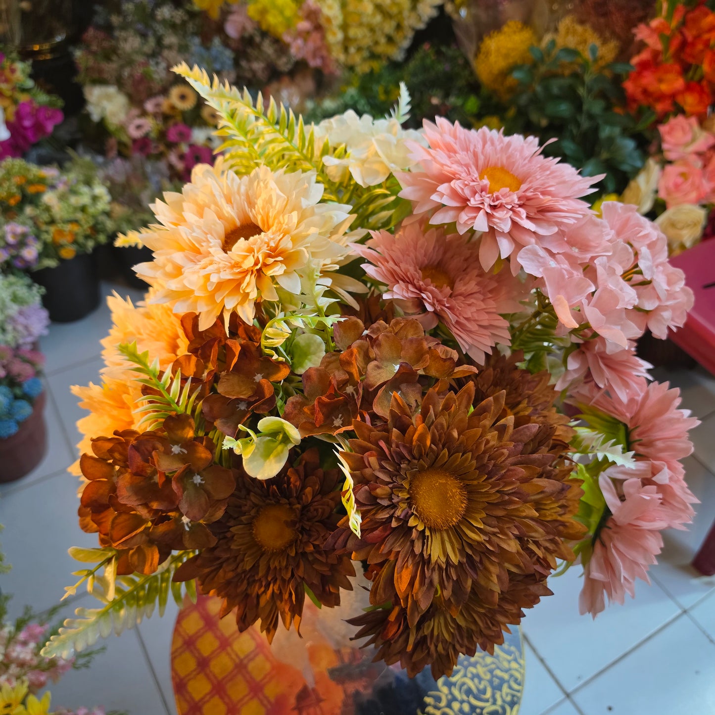 Premium Artificial Daisy & Hydrangea Bunch